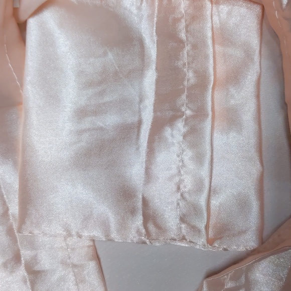 Rose Quartz Goddess Provisions Queen size satin finish pillowcase never used - Picture 3 of 4